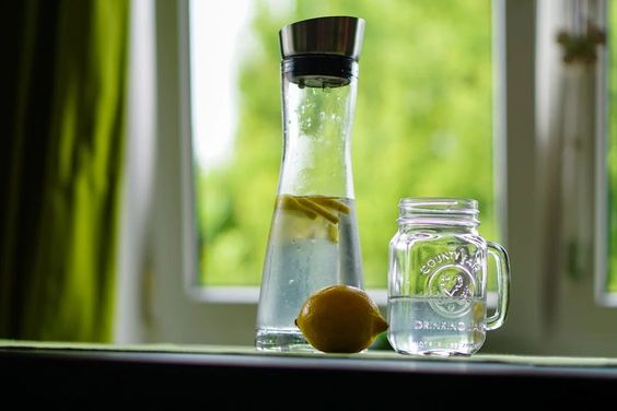 Debunking Myths About Lemon Water